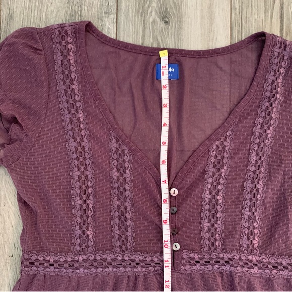 Talula - Lightweight Flowy Top - Small - Picture 11 of 16